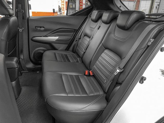原廠保養！2020年 NISSAN日產 KICKS 白 1.5／I-KEY.定速.盲點.車偏.環景.CarPlay  第9張相片