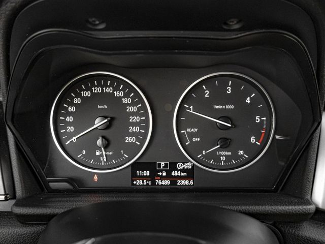 七人座休旅！2015年 BMW寶馬 218D GT 白 2.0／I-KEY.定速.盲點.電動椅.電尾  第4張相片