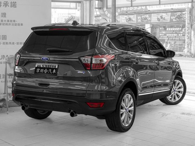 AWD旗艦型！2018年型 FORD福特 KUGA 灰 2.0／全景天窗.ACC.盲點.車偏.電尾.CarPlay  第2張相片