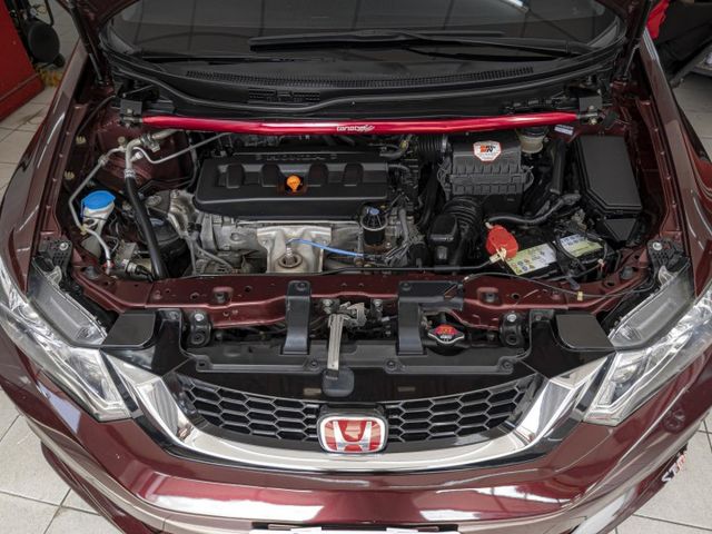 原廠保養！2015年 HONDA本田 CIVIC 紅 2.0／天窗.定速.電動椅.倒車顯影.循跡防滑  第3張相片