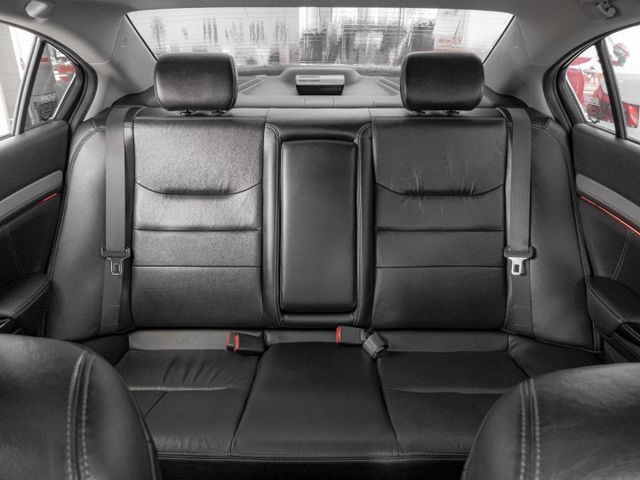 原廠保養！2015年 HONDA本田 CIVIC 紅 2.0／天窗.定速.電動椅.倒車顯影.循跡防滑  第10張相片