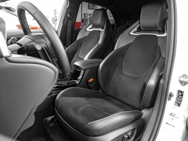 原廠保養！2022年 TOYOTA豐田 Corolla Sport 白 2.0／ACC.盲點.車偏.CarPlay  第8張相片