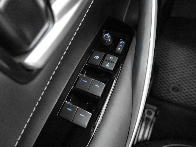 原廠保養！2022年 TOYOTA豐田 Corolla Sport 白 2.0／ACC.盲點.車偏.CarPlay  第16張相片