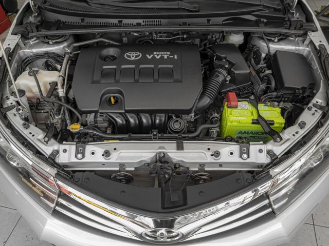 原廠保養！2014年 TOYOTA豐田 Altis 銀 1.8／I-KEY.天窗.定速.倒車顯影.導航  第3張相片