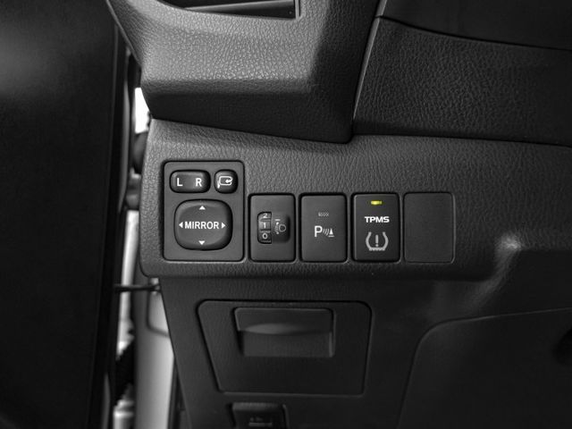 原廠保養！2014年 TOYOTA豐田 Altis 銀 1.8／I-KEY.天窗.定速.倒車顯影.導航  第15張相片