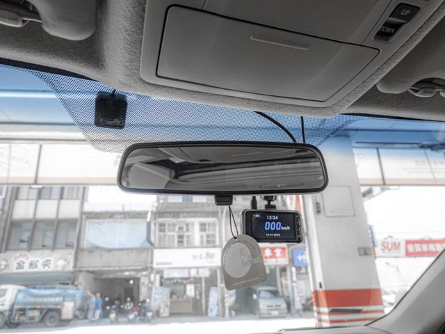 原廠保養！2014年 TOYOTA豐田 Altis 銀 1.8／I-KEY.天窗.定速.倒車顯影.導航  第17張相片
