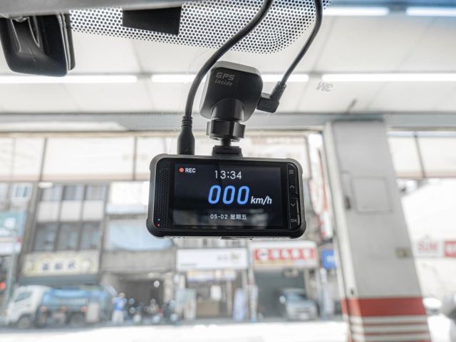 原廠保養！2014年 TOYOTA豐田 Altis 銀 1.8／I-KEY.天窗.定速.倒車顯影.導航  第18張相片
