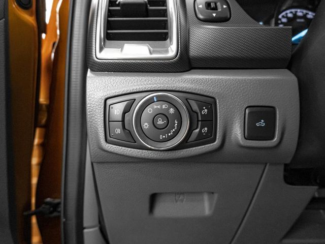 2017年 FORD福特 RANGER 橘 3.2／定速.電動椅.倒車顯影.CarPlay  第16張相片