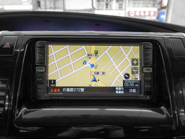 七人座！2013年型 TOYOTA豐田 PREVIA 灰 2.4／I-KEY.全景天窗.定速.電動椅.電滑門.電尾  第14張相片