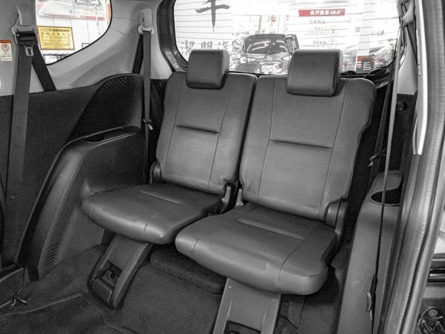 2017年 TOYOTA豐田 SIENTA 灰 1.8／I-KEY.定速.恆溫.電滑門.倒車顯影  第11張相片