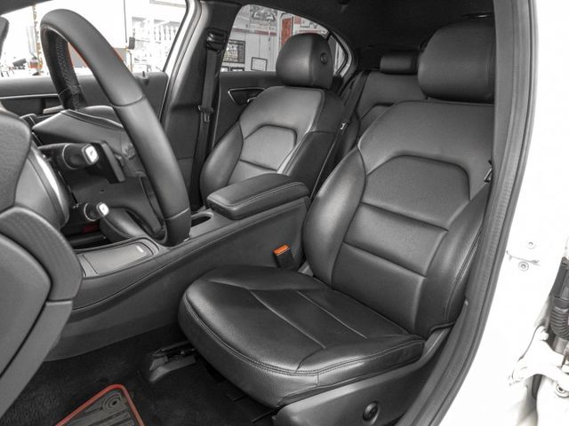 2014年 BENZ賓士 A180 白 1.6／定速.恆溫.電動椅.倒車顯影  第7張相片