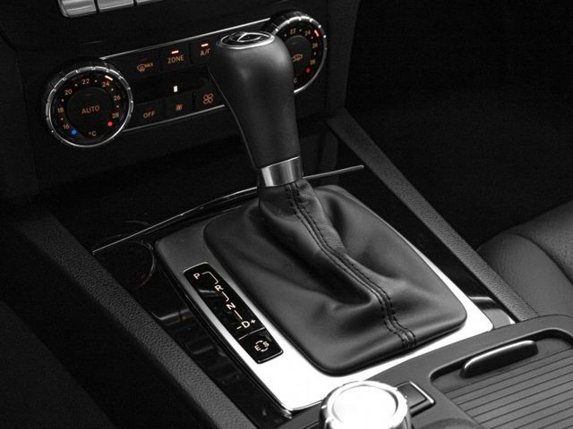 2014年型 BENZ賓士 C200 黑 1.8／天窗.定速.電動椅.倒車顯影.Carplay  第14張相片