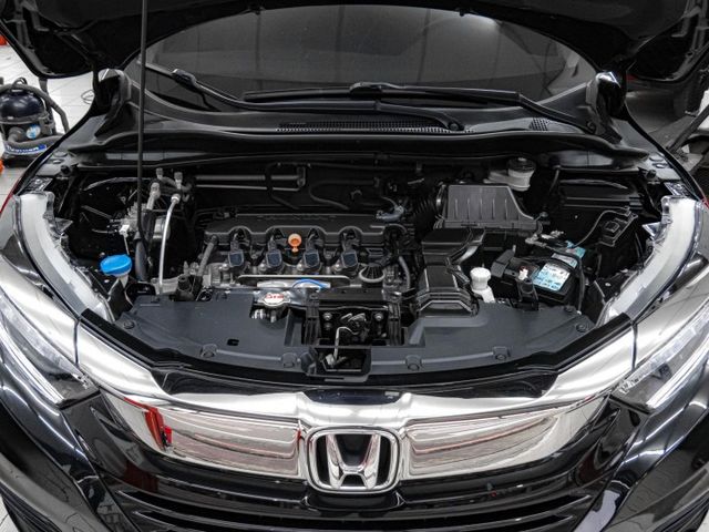 2021年 HONDA本田 HR-V 黑 1.8／I-KEY.定速.倒車顯影.導航.恆溫  第3張相片