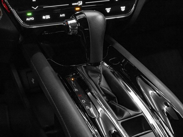 2021年 HONDA本田 HR-V 黑 1.8／I-KEY.定速.倒車顯影.導航.恆溫  第13張相片