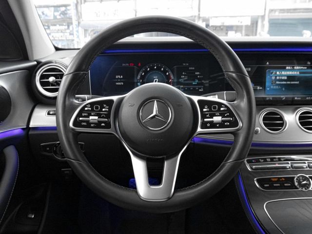 2019年 BENZ賓士 E200 灰 2.0／I-KEY.ACC.盲點.車偏.電尾.CarPlay  第5張相片