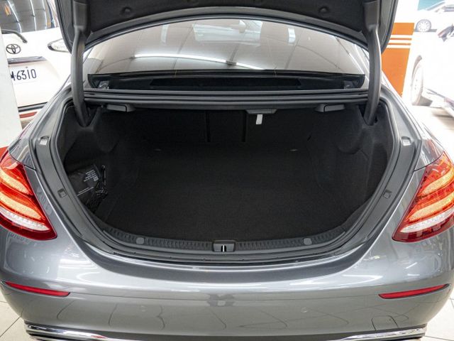 2019年 BENZ賓士 E200 灰 2.0／I-KEY.ACC.盲點.車偏.電尾.CarPlay  第20張相片