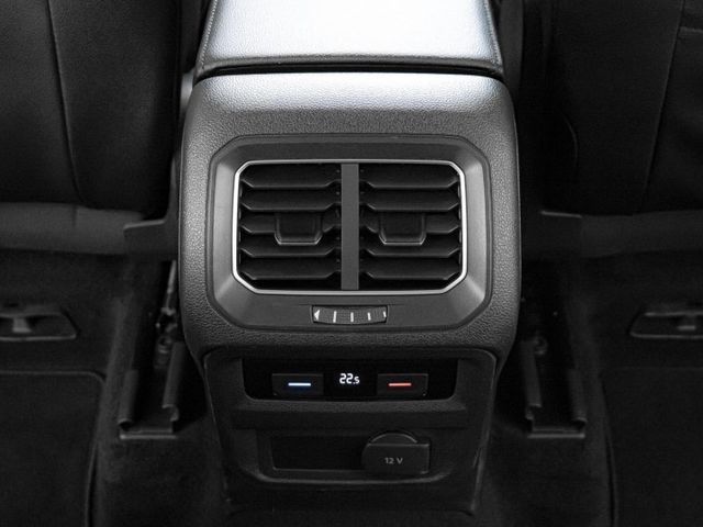 2017年型 VW福斯 Tiguan 白 2.0／I-KEY.ACC.環景.自動停車.電尾  第18張相片