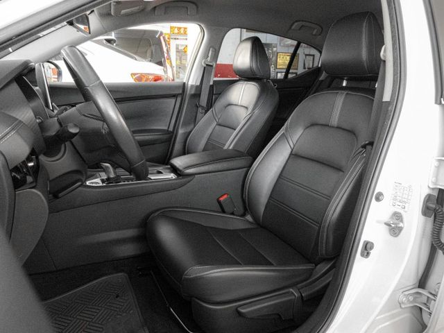 原廠保養！2023年 NISSAN日產 SENTRA 白 1.6／I-KEY.ACC.盲點.環景.車偏.Carplay  第8張相片