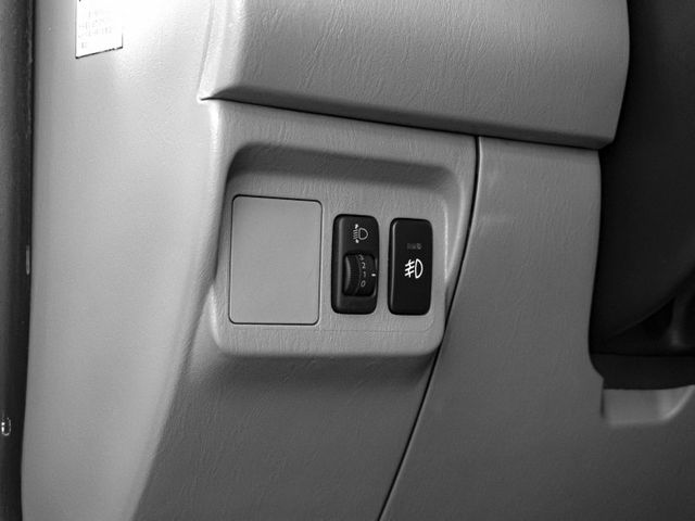 2010年 TOYOTA豐田 INNOVA 銀 2.7／倒車雷達.安全氣囊.ABS  第15張相片