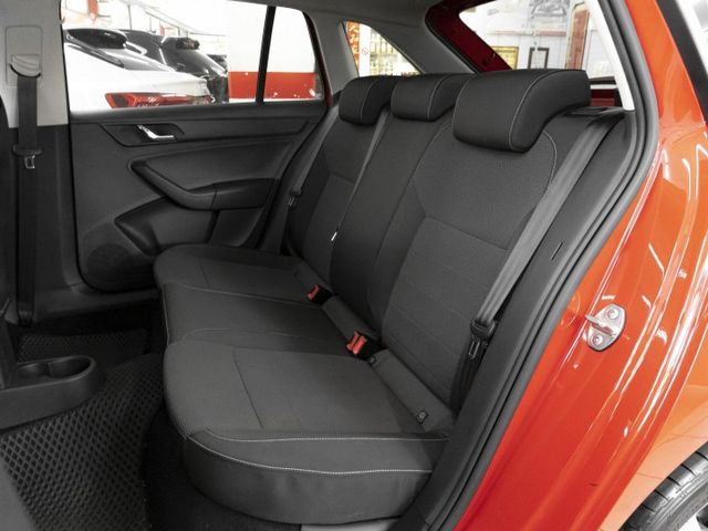 2016年 SKODA斯柯達 RAPID 紅 1.4／全景天窗.藍芽.倒車雷達.循跡防滑  第8張相片