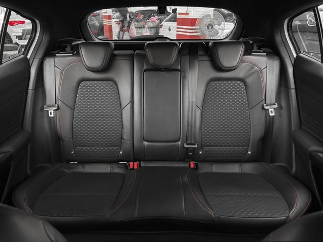 Lommel！2022年 FORD福特 FOCUS 白 1.5／I-KEY.ACC.盲點.車偏.CarPlay  第10張相片