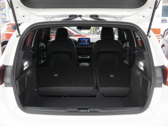 Lommel！2022年 FORD福特 FOCUS 白 1.5／I-KEY.ACC.盲點.車偏.CarPlay  第20張相片