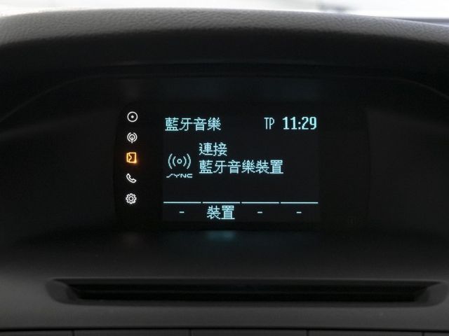 原廠保養！2016年 FORD福特 FOCUS 紅 1.0／定速.藍芽.倒車雷達  第11張相片