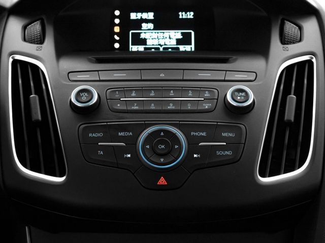 原廠保養！2016年 FORD福特 FOCUS 紅 1.0／定速.藍芽.倒車雷達  第13張相片