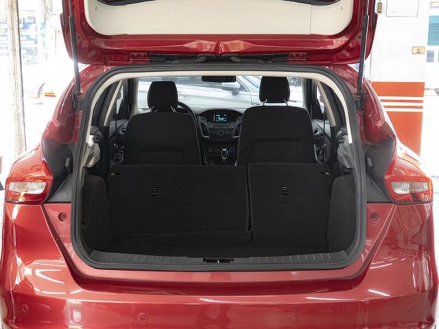 原廠保養！2016年 FORD福特 FOCUS 紅 1.0／定速.藍芽.倒車雷達  第20張相片