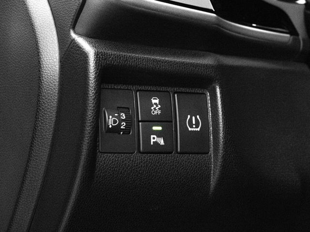 頂級版！2017年 HONDA本田 City 1.5 白／定速.導航.倒車顯影.恆溫  第15張相片