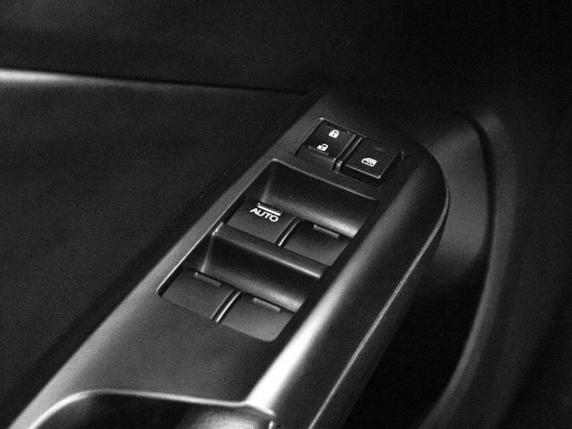 頂級版！2017年 HONDA本田 City 1.5 白／定速.導航.倒車顯影.恆溫  第16張相片