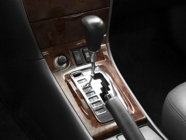 2006年型 TOYOTA豐田 Altis 黑 1.8／恆溫.倒車雷達.折疊後照鏡  第12張相片