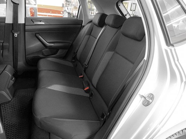 2023年型 VW福斯 POLO 銀 1.0／I-KEY.ACC.車偏.倒車顯影.Carplay  第9張相片