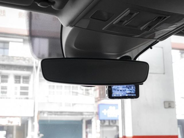 2023年型 VW福斯 POLO 銀 1.0／I-KEY.ACC.車偏.倒車顯影.Carplay  第16張相片