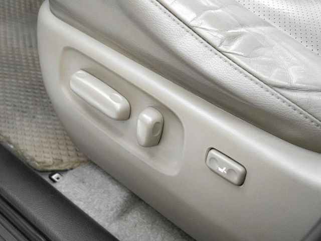 原廠保養！2010年型 TOYOTA豐田 RAV4 黑 2.4／天窗.定速.導航.循跡防滑.倒車顯影  第17張相片