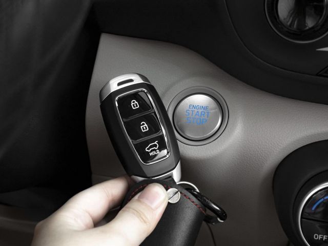 原廠保固！2024年 HYUNDAI現代 VENUE 白 1.6／I-KEY.ACC.盲點.車偏.環景.CarPlay  第6張相片