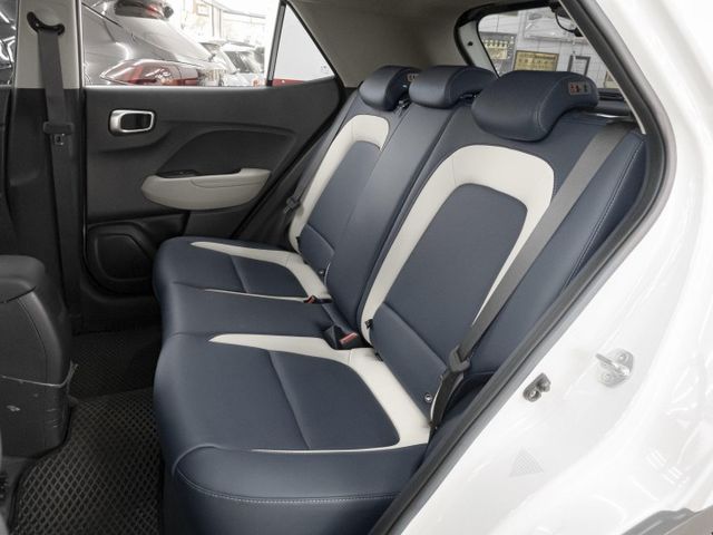 原廠保固！2024年 HYUNDAI現代 VENUE 白 1.6／I-KEY.ACC.盲點.車偏.環景.CarPlay  第9張相片