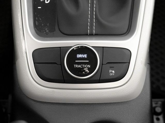 原廠保固！2024年 HYUNDAI現代 VENUE 白 1.6／I-KEY.ACC.盲點.車偏.環景.CarPlay  第14張相片