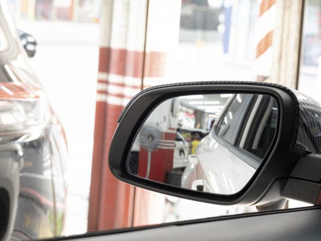 原廠保固！2024年 HYUNDAI現代 VENUE 白 1.6／I-KEY.ACC.盲點.車偏.環景.CarPlay  第18張相片