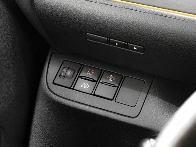 七人座！2022年 TOYOTA豐田 SIENTA 灰 1.8／I-KEY.定速.車偏.盲點.雙電滑.倒車顯影  第15張相片