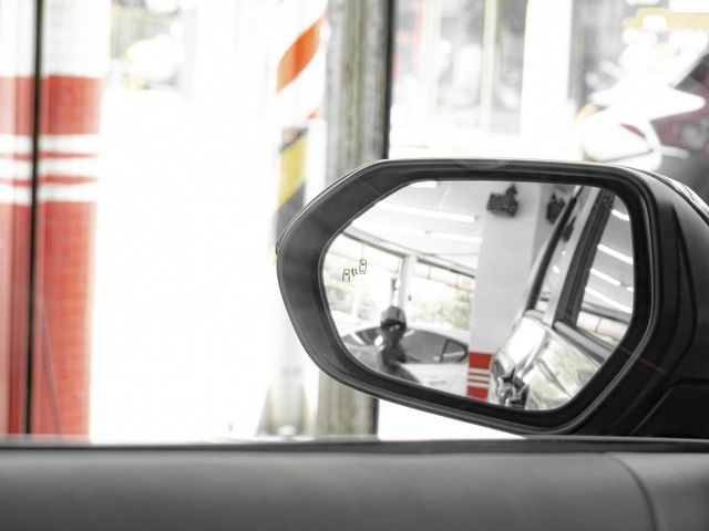 七人座！2022年 TOYOTA豐田 SIENTA 灰 1.8／I-KEY.定速.車偏.盲點.雙電滑.倒車顯影  第18張相片