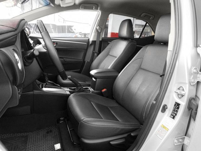 2018年 TOYOTA豐田 Altis 銀 1.8／I-KEY.定速.倒車顯影.導航.恆溫  第8張相片