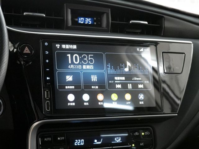 2018年 TOYOTA豐田 Altis 銀 1.8／I-KEY.定速.倒車顯影.導航.恆溫  第11張相片