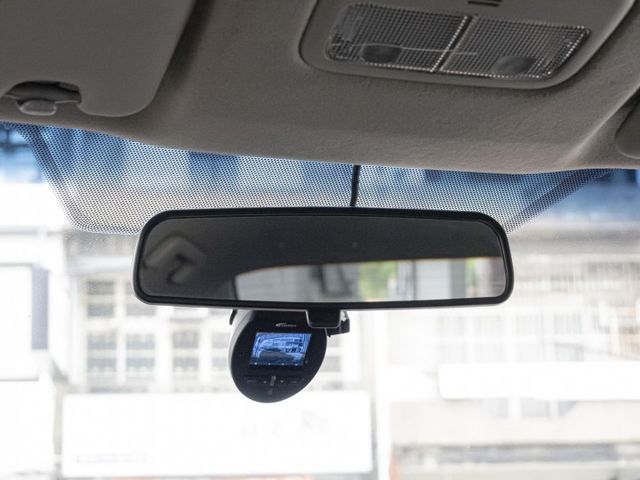 2018年 TOYOTA豐田 Altis 銀 1.8／I-KEY.定速.倒車顯影.導航.恆溫  第18張相片