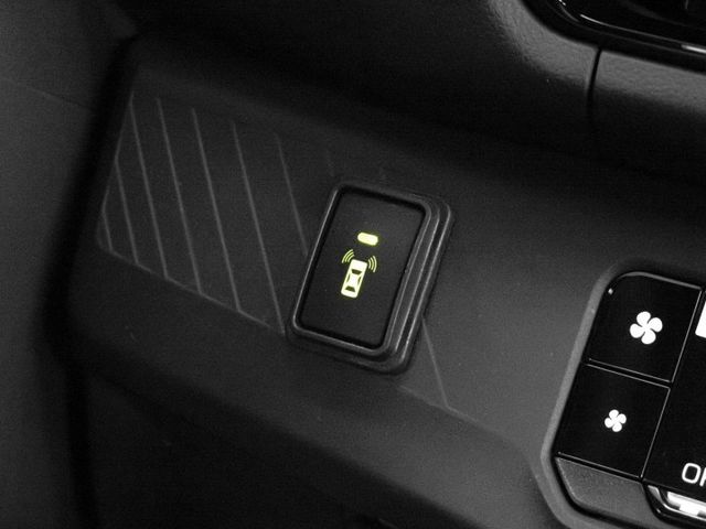 2025年 TOYOTA豐田 YARIS CROSS 白 1.5／I-KEY.ACC.車偏.環景.CarPlay  第15張相片