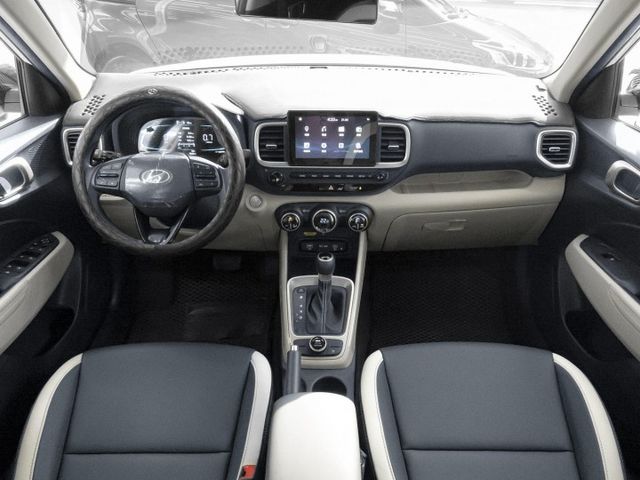原廠保固！2024年 HYUNDAI現代 VENUE 白 1.6／I-KEY.ACC.盲點.車偏.環景.CarPlay  第7張相片