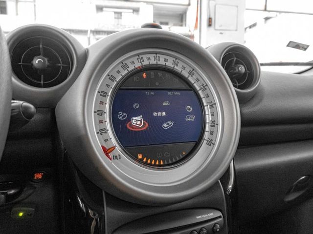 Cooper S！ 2012年 MINI迷你 COUNTRYMAN 藍 1.6／定速.恆溫.藍芽.倒車顯影  第11張相片