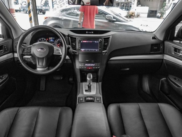 2014年型 SUBARU速霸陸 LEGACY 藍 2.5／天窗.電動椅.定速.倒車顯影  第6張相片