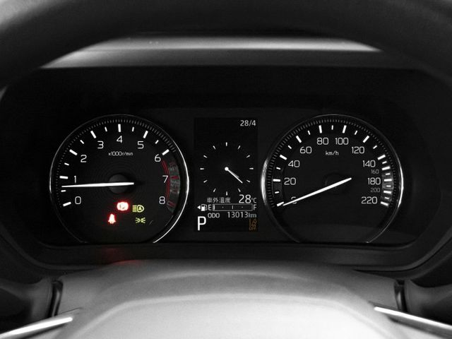 2025年 TOYOTA豐田 YARIS CROSS 白 1.5／I-KEY.ACC.車偏.環景.CarPlay  第4張相片