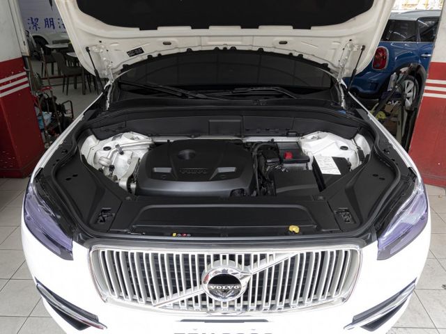 T6 AWD！2017年型 Volvo富豪 XC90 白 2.0／全景天窗.ACC.盲點.車偏.環景.電尾  第3張相片